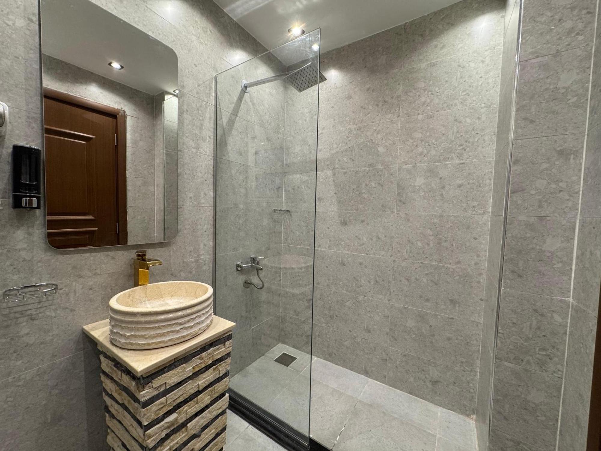New White Pyramids Inn Ghatati Екстериор снимка