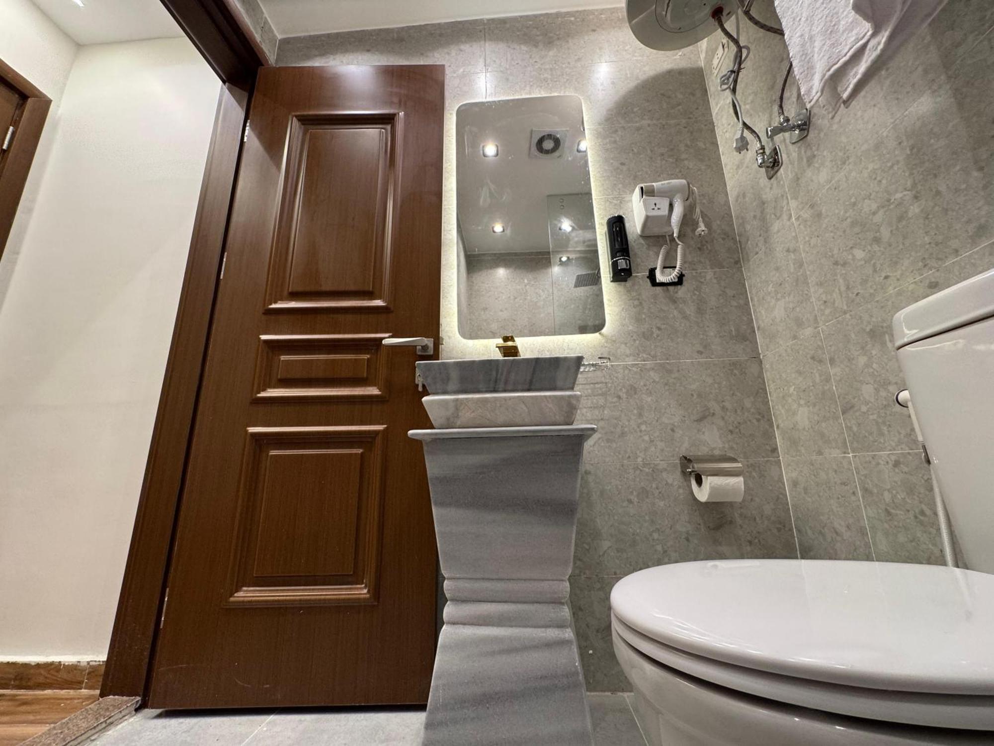 New White Pyramids Inn Ghatati Екстериор снимка