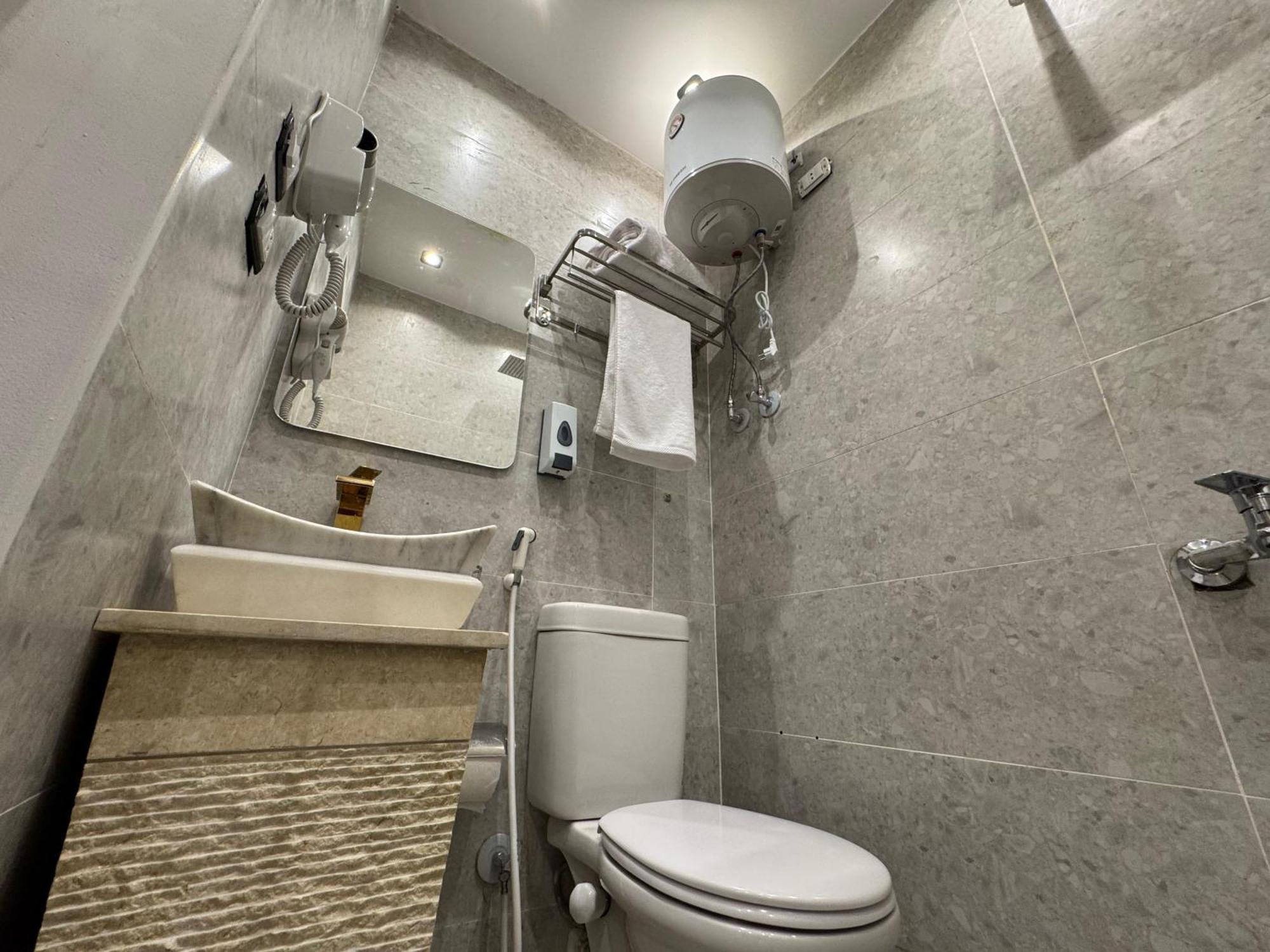 New White Pyramids Inn Ghatati Екстериор снимка