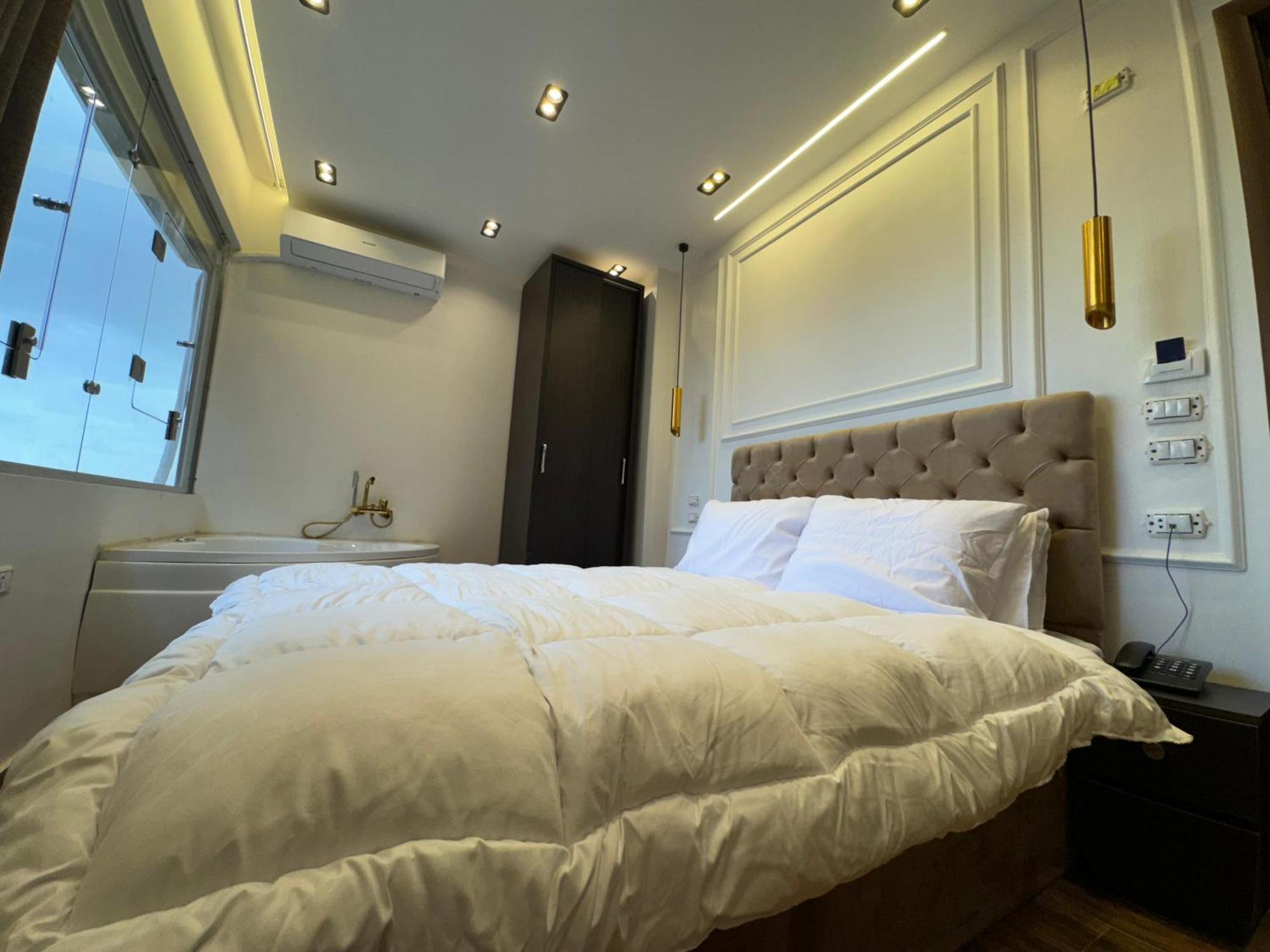 New White Pyramids Inn Ghatati Екстериор снимка