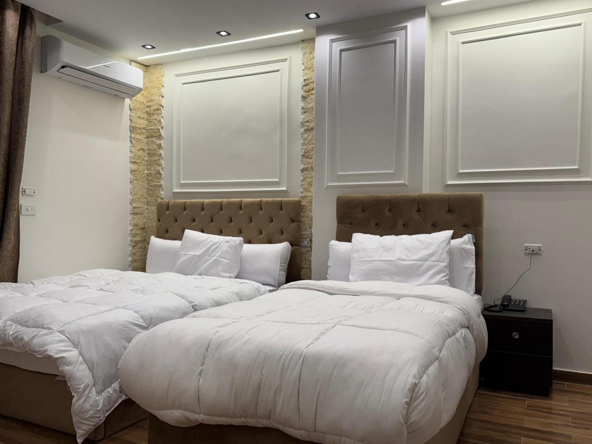 New White Pyramids Inn Ghatati Екстериор снимка