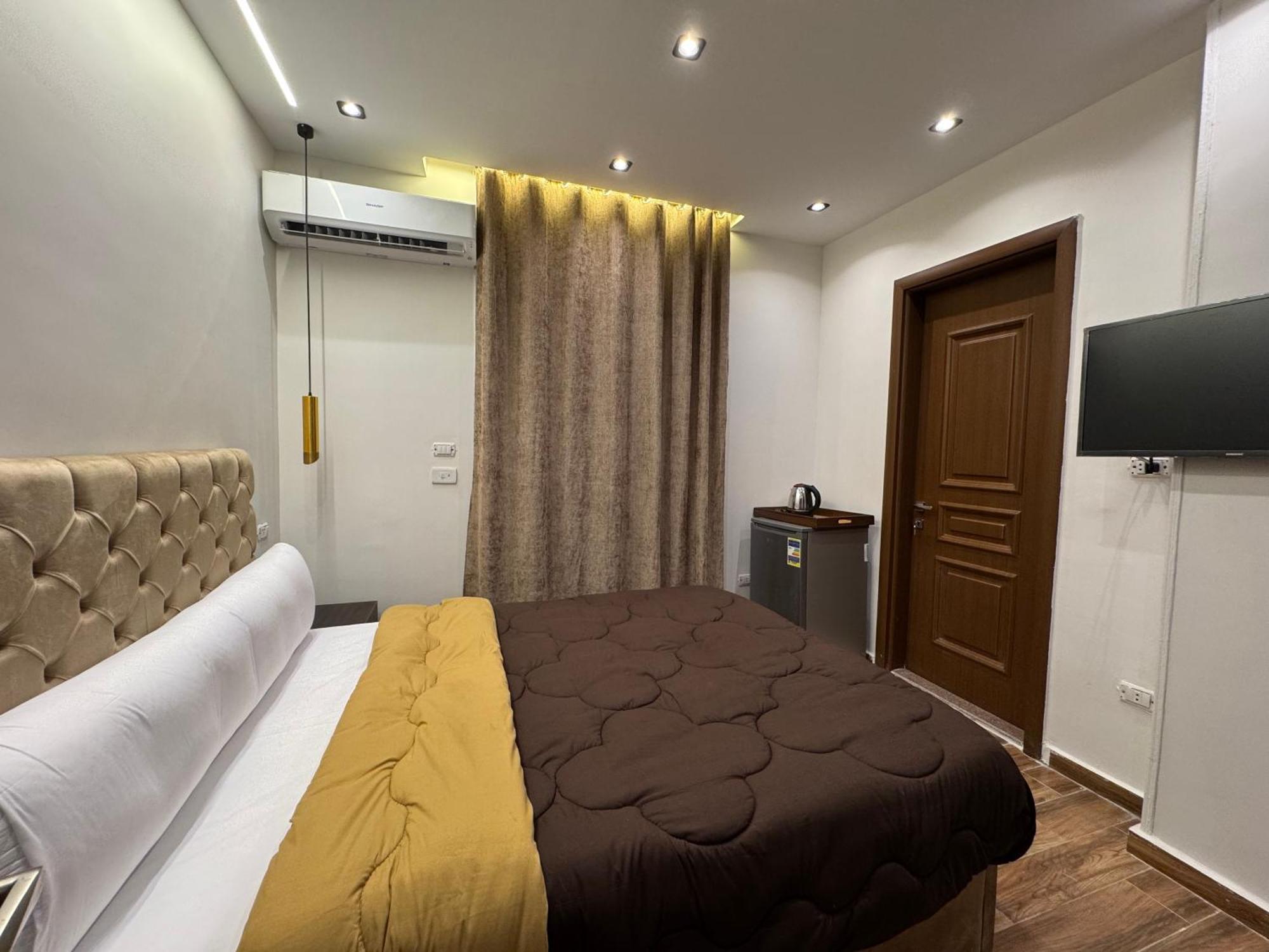 New White Pyramids Inn Ghatati Екстериор снимка
