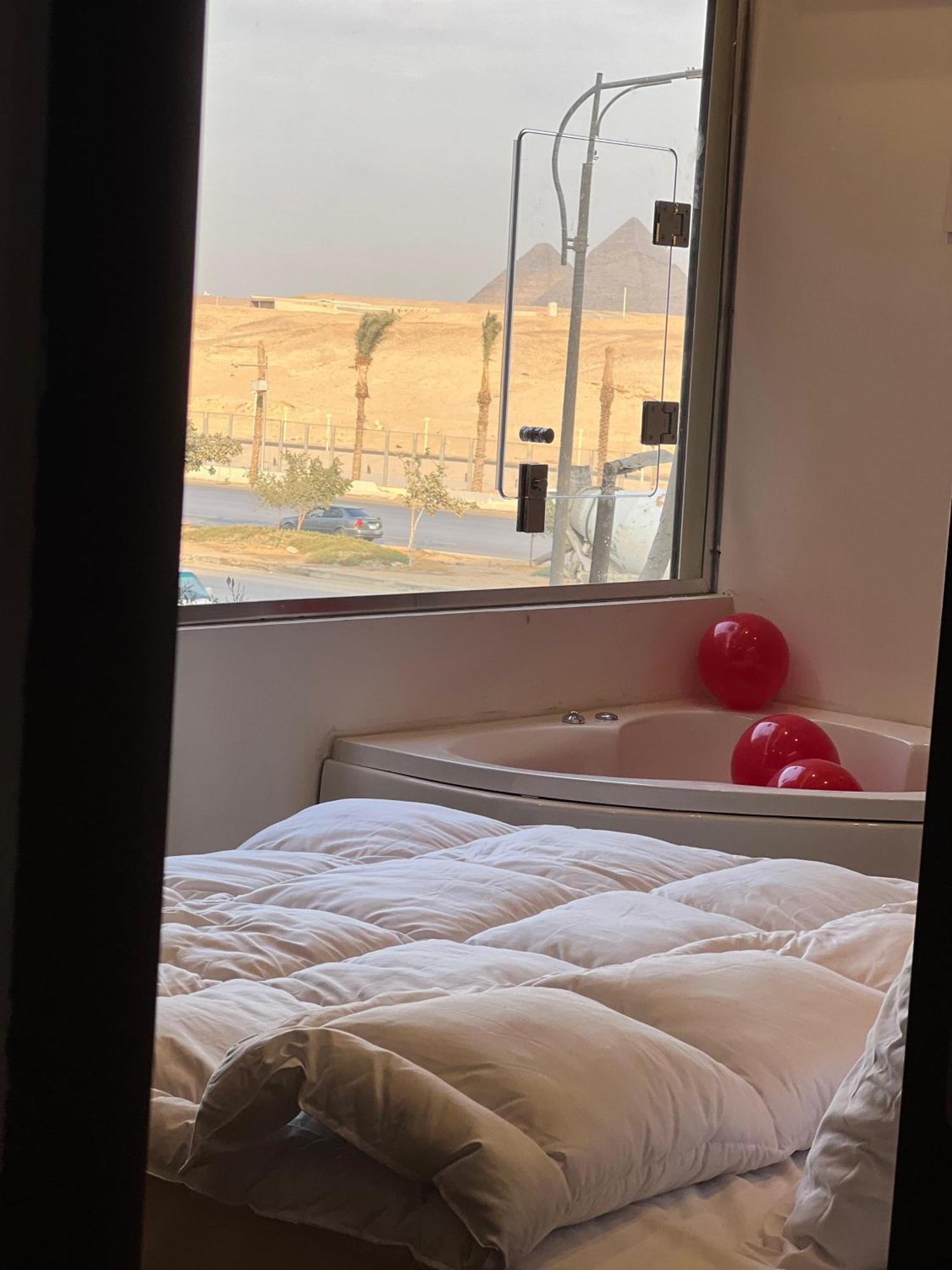 New White Pyramids Inn Ghatati Екстериор снимка